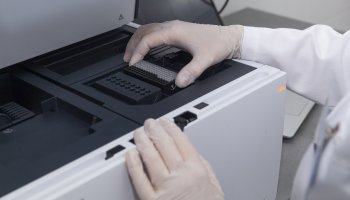 На семинаре ФГБУ «ВГНКИ» специалисты отрасли обсудили принципы построения системы валидации очистки оборудования на фармпроизводстве    