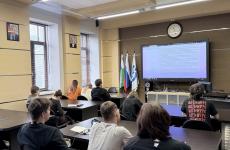 Для студентов базовой кафедры МВА имени К. И. Скрябина и ФГБУ «ВГНКИ» начальник Управления государственного ветеринарного надзора Россельхознадзора Татьяна Балагула прочитала лекцию о ветеринарном контроле